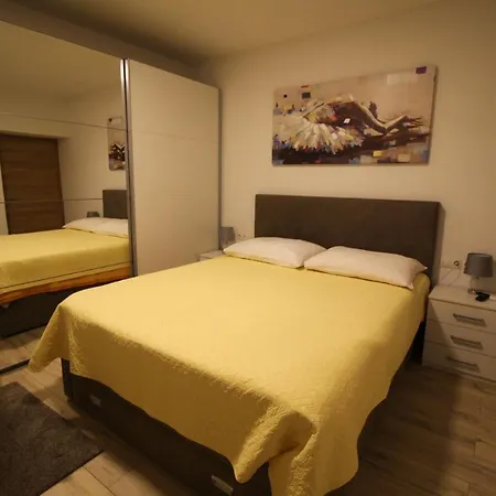 Holiday Apartments Zadar 아파트 *