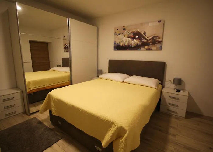 Holiday Apartments Zadar 아파트 *